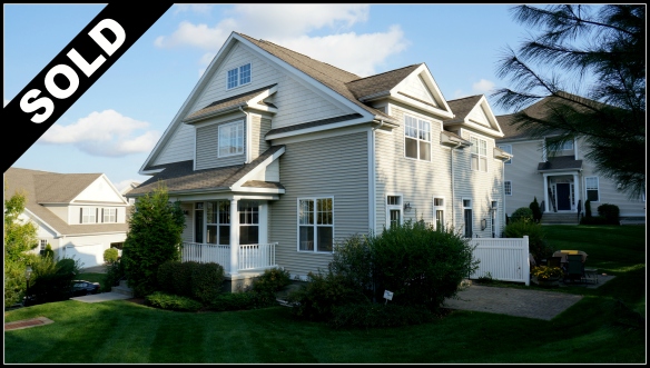 Danbury CT Real Estate: Woodland Hills Luxury Townhome Community
